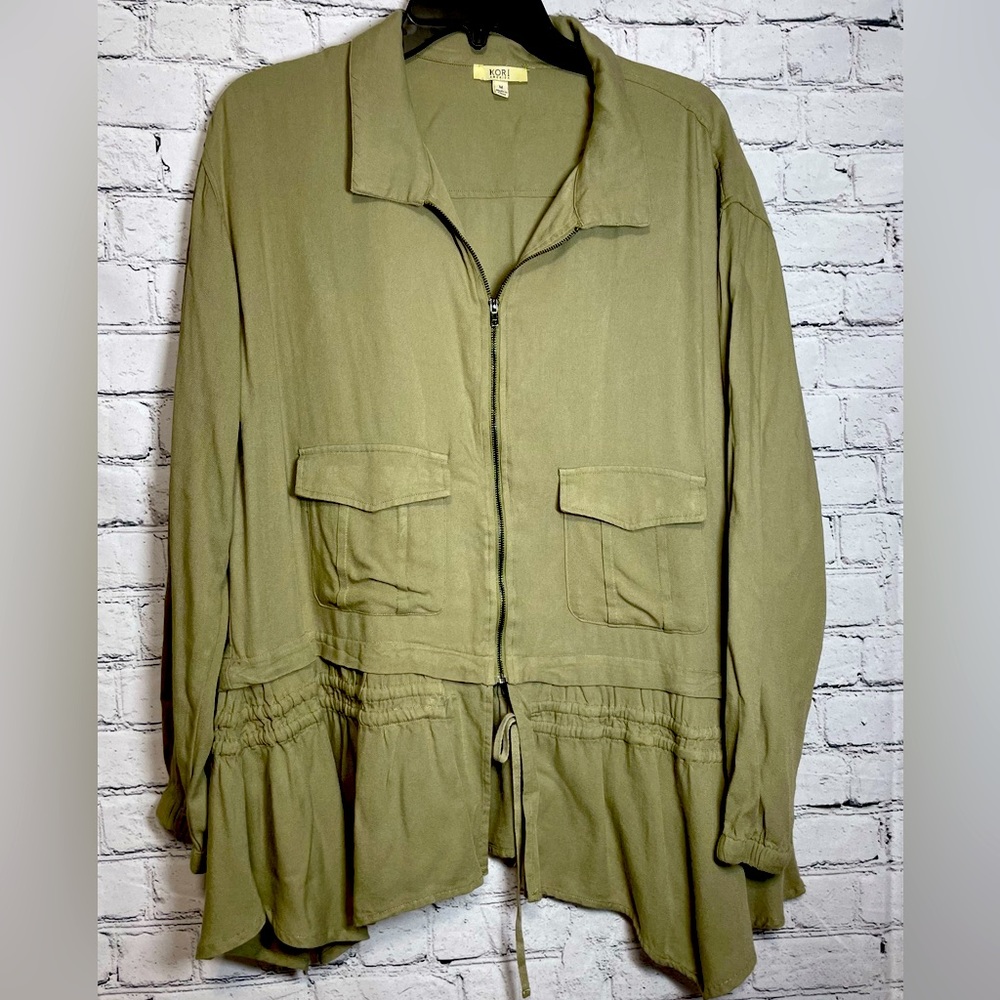 Kori America Women’s Sz M Olive Lightweight Zip Up Jacket